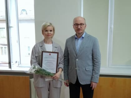 Сотрудников медсанчасти поздравил сенатор Олег Цепкин