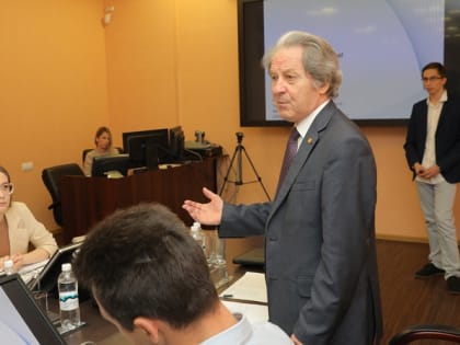 Первые выпускники «Нового Снежинска» представили свои научные проекты