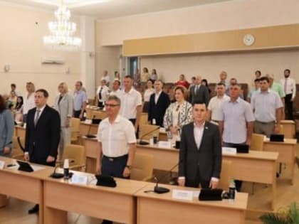 Глава округа досрочно сложил полномочия, отставка принята