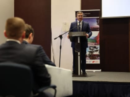 Валерий Фальков и Алексей Текслер провели пленарное заседание стратегической сессии по созданию современного кампуса в регионе