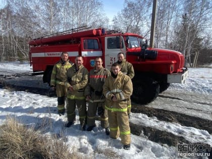 Выбрали профессию пожарных и не жалеют