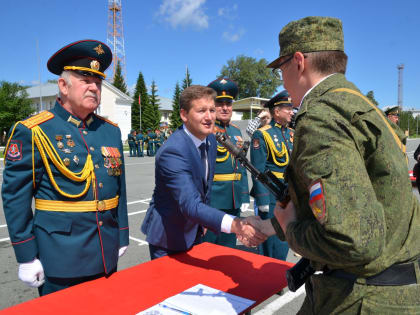 Слушатели Военного учебного центра при ЮУрГУ приняли присягу