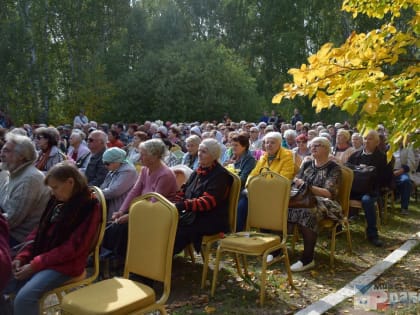 Миасские школьники почтили память жертв политических репрессий