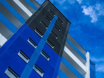 Среднему южноуральцу нужно 8 лет, чтобы накопить на двухкомнатную квартиру в новостройке