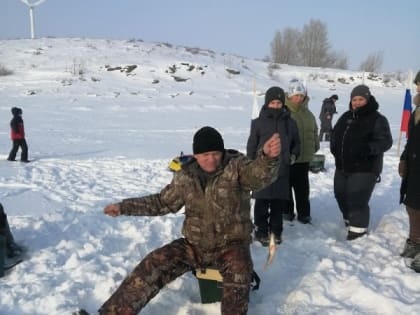 В соревнованиях по зимней рыбалке, объявленных ННК, победила династия Загидуллиных из ООО «БЩЗ»