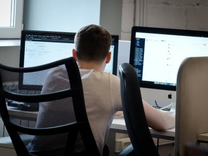 Сергей Колобов: "Никакой децентрализованной частной эмиссии денег государство не допустит"