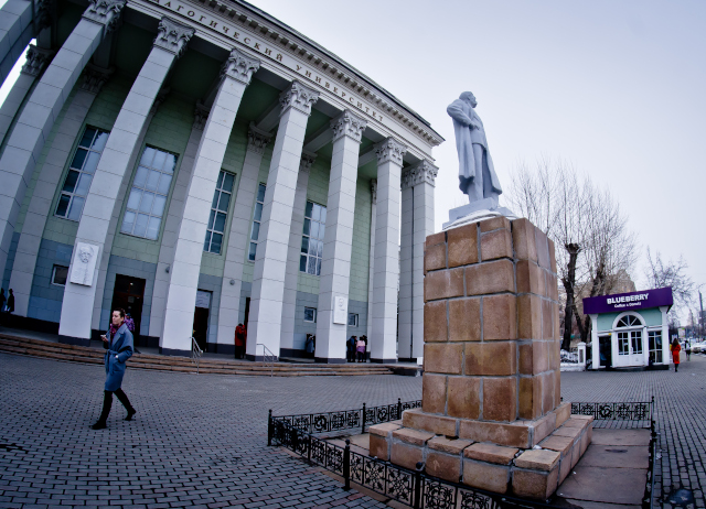 Сайт педагогического университета челябинск. Филиппов Челябинск педуниверситет. Челябинский педагогический университет новый ректор. Челябинск обсерватория ЮУРГГПУ. Челябинск обсерватория ЧГПУ.