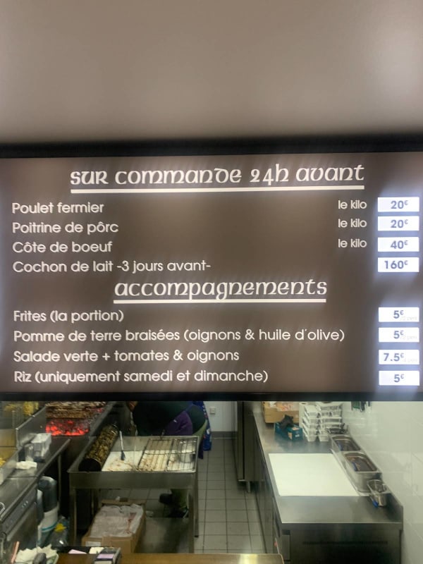 O bon poulet churrasqueira — menu