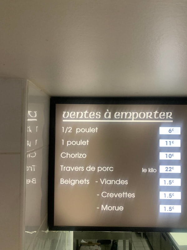 O bon poulet churrasqueira — menu