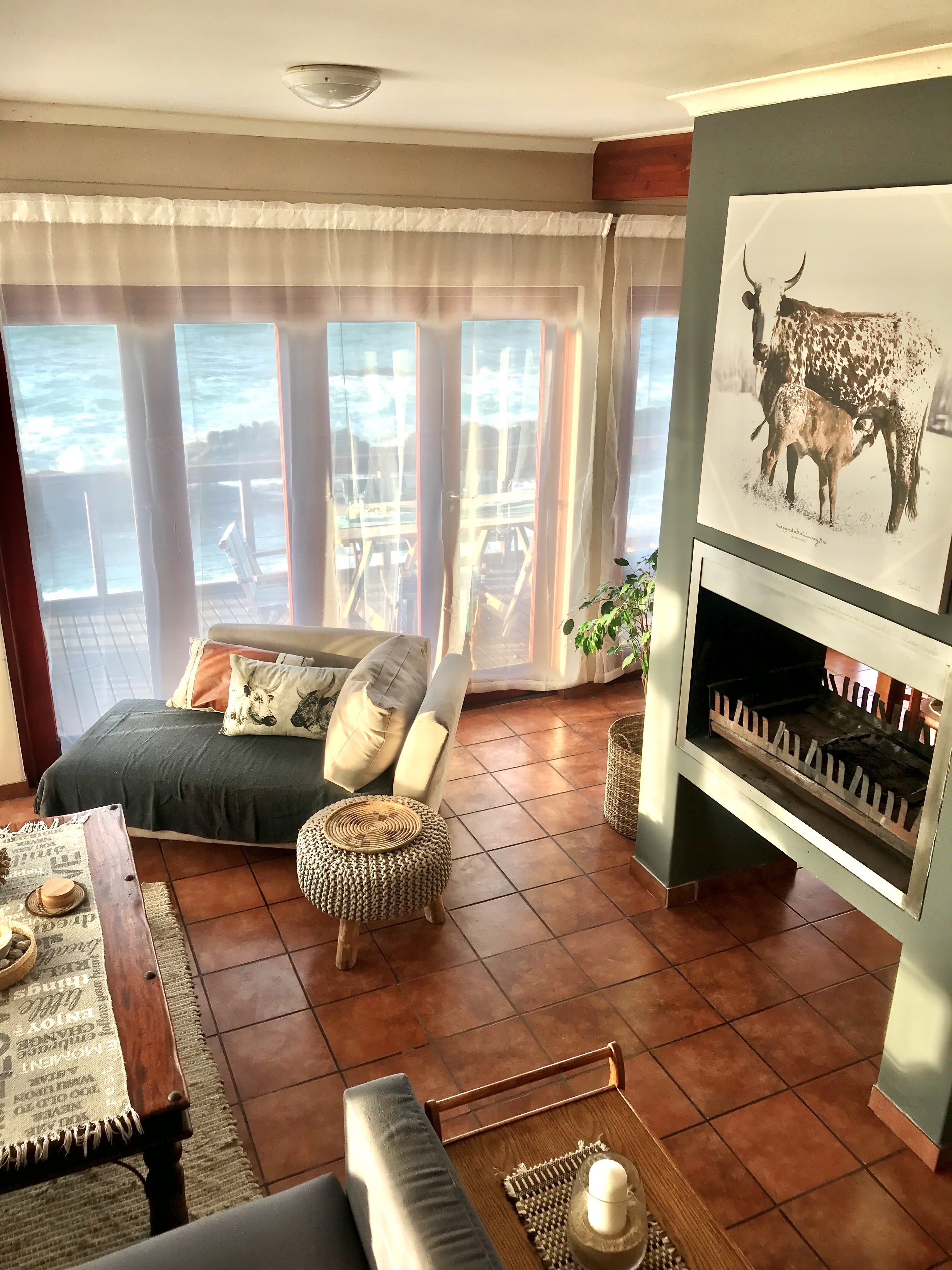 Kitchen appliances and equipment in the On The Rocks Villa self-catering kitchen