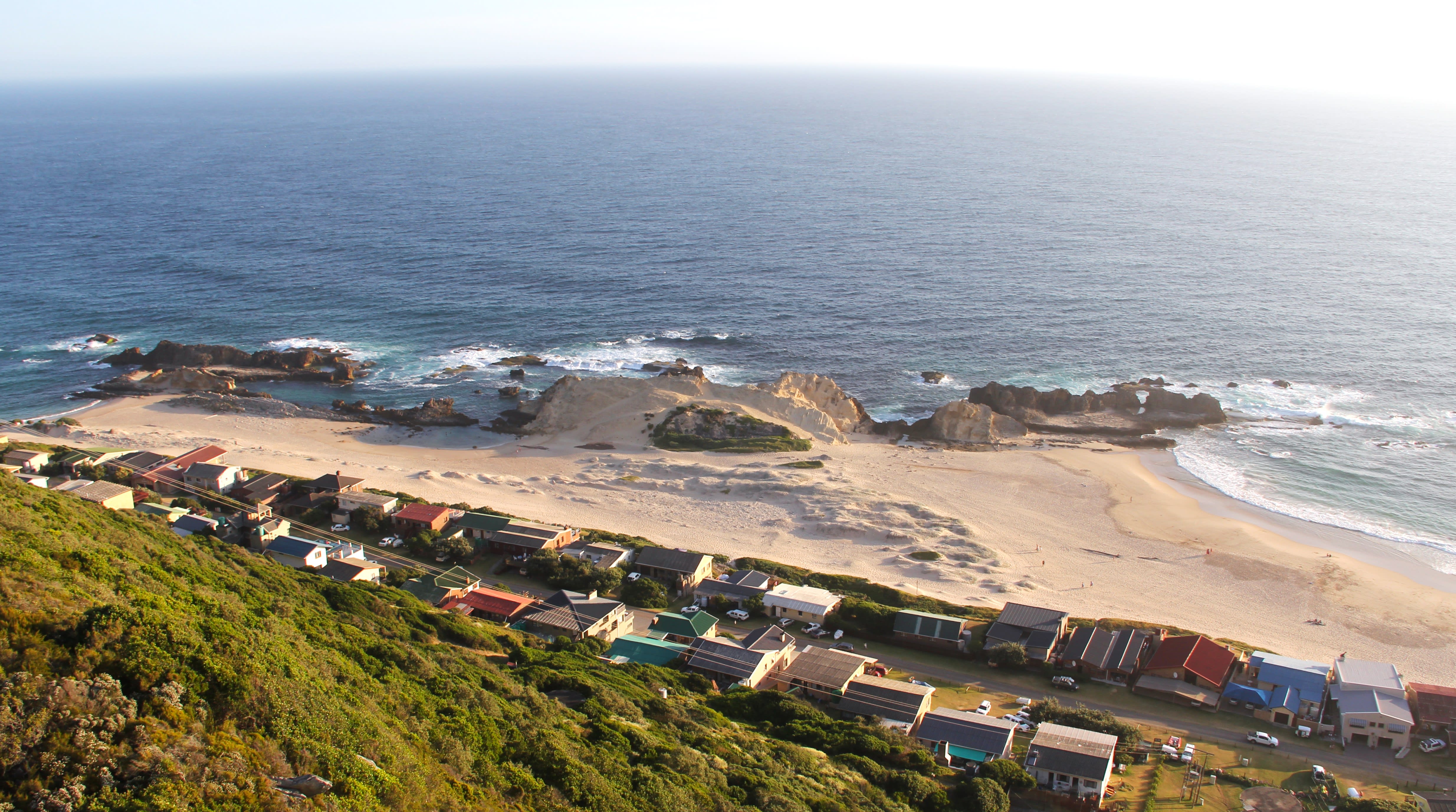 Secluded coastal coves and sea caves at Eersterivierstrand, Tsitsikamma