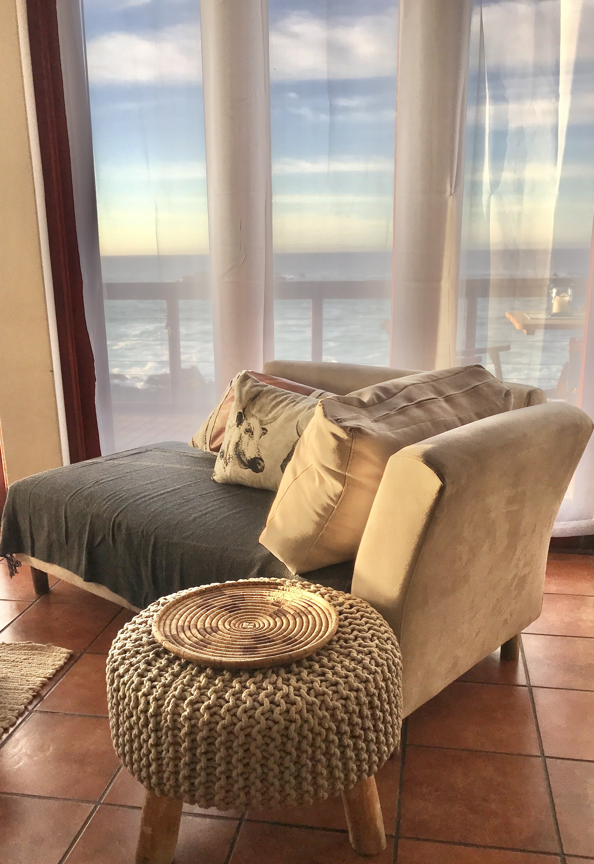 Fully equipped kitchen at On The Rocks Villa self-catering beach house