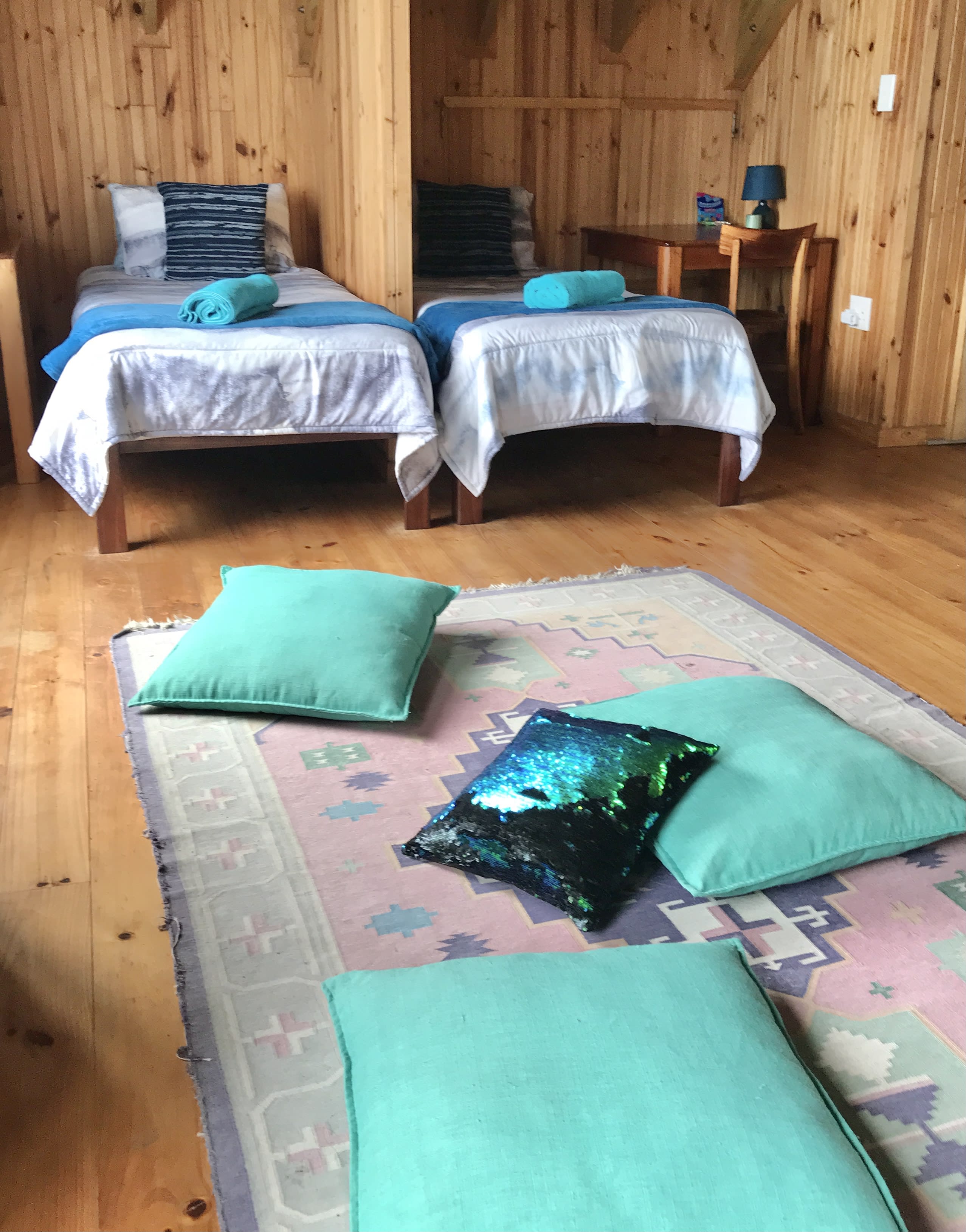 The Loft at On The Rocks Villa – 4 single beds, family space, Eersterivierstrand, Tsitsikamma