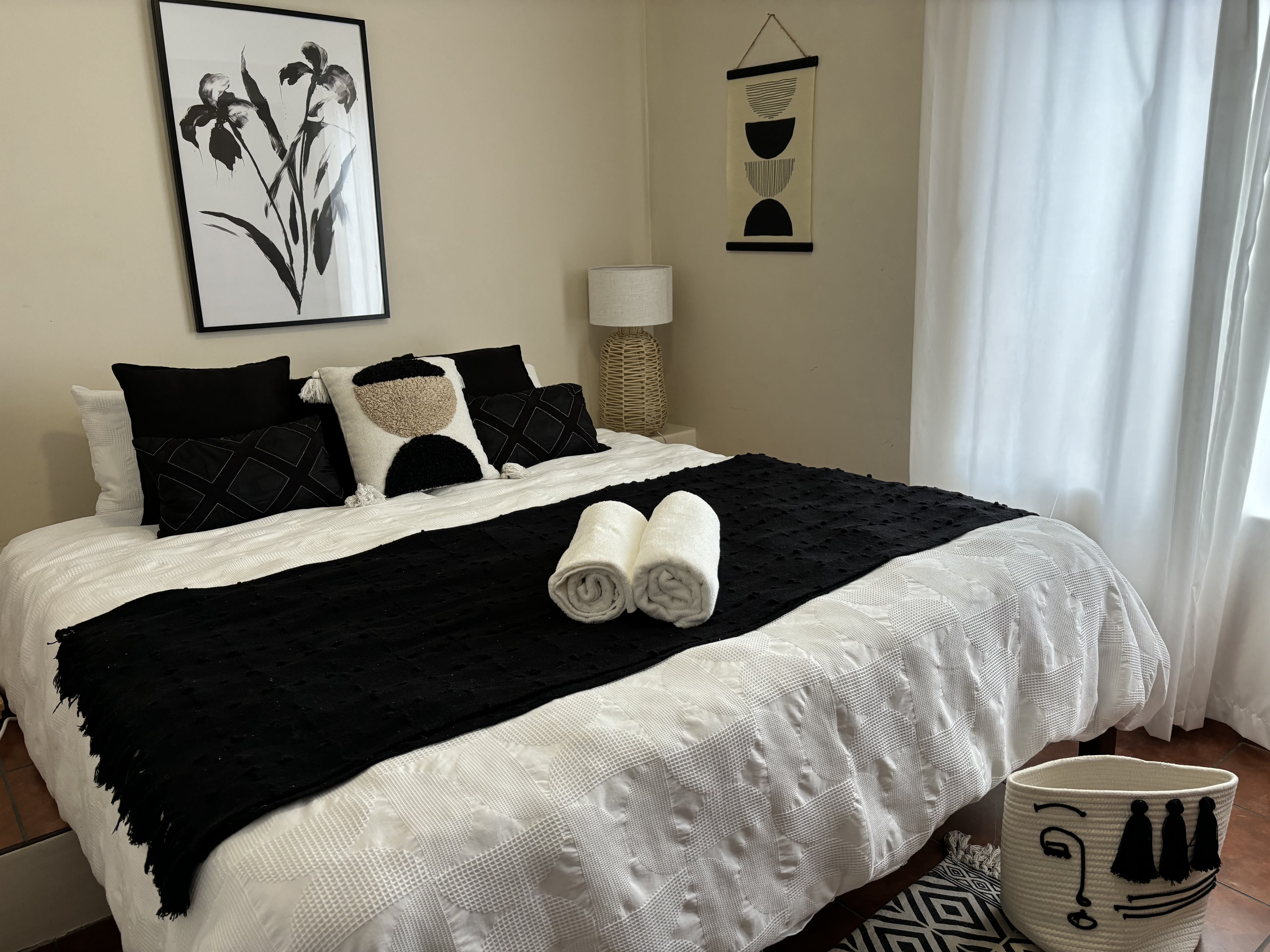 Artistic interior finishing touches in The Artist Room at On The Rocks Villa