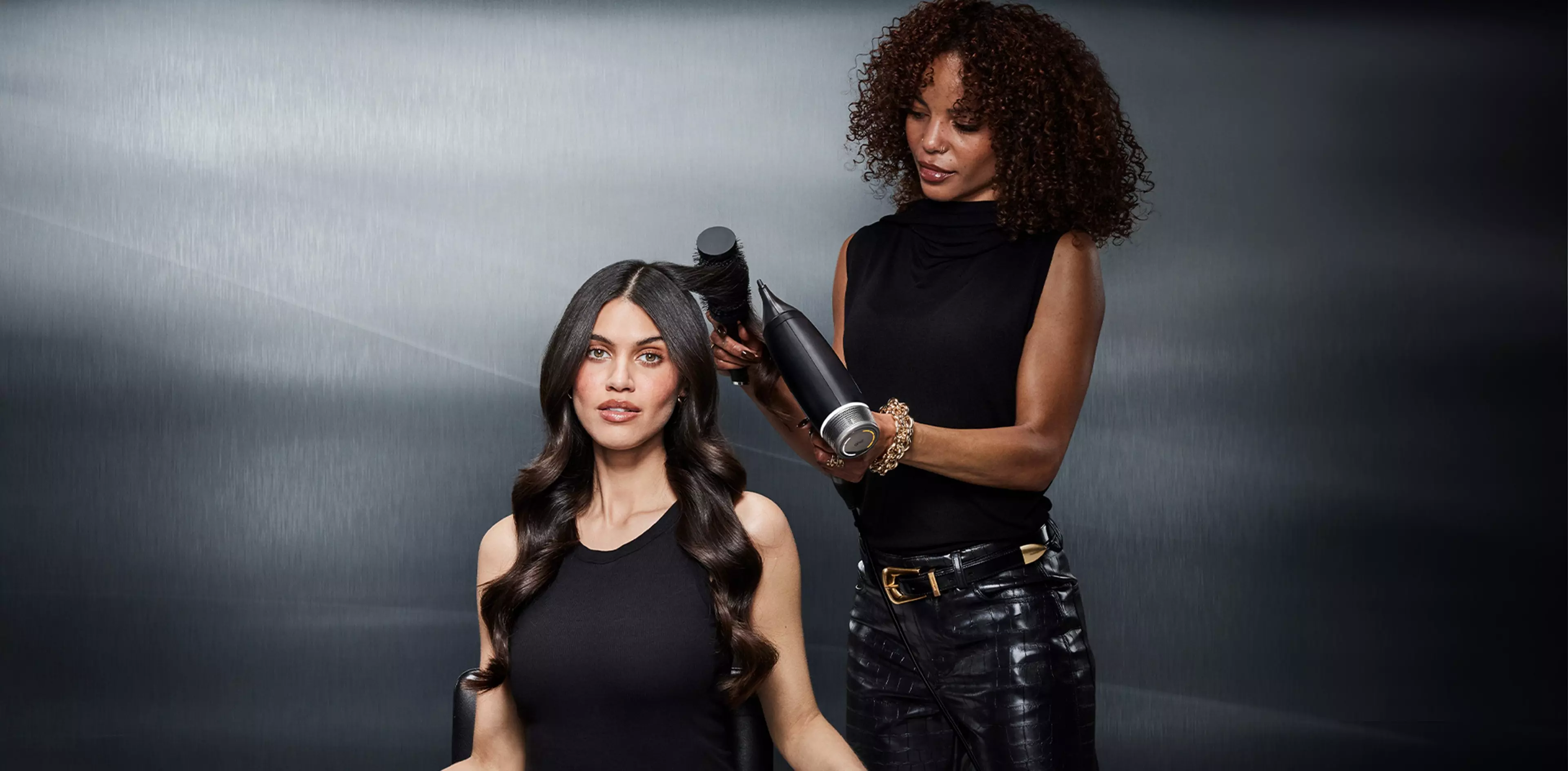 NOUVEAU SÈCHE-CHEVEUX ULTRA-RAPIDE GHD SPEED NOIR