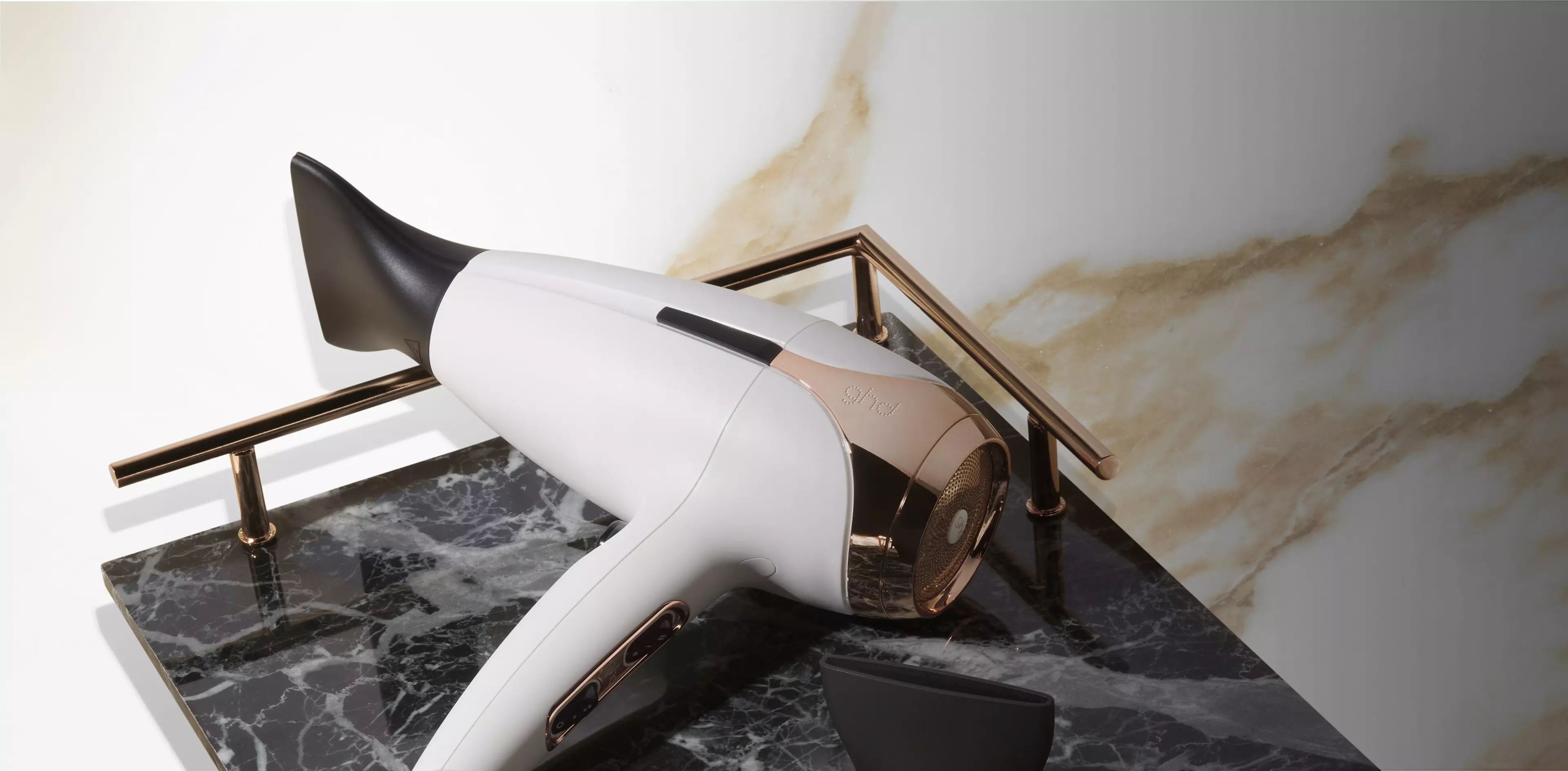 sèche-cheveux professionnel ghd helios™