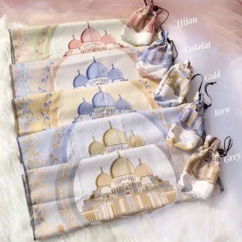Sajadah Travel 🧕✨ Kecil-Kecil Cabe Rawit, Ibadah Tetap Jalan Walau Lagi Jalan