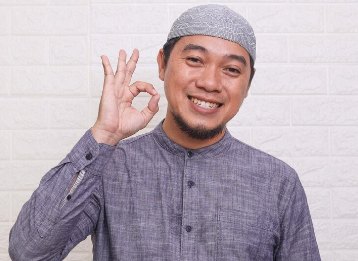 OOTD Jumatan yang Simple, Rapi, dan Tetap Kece