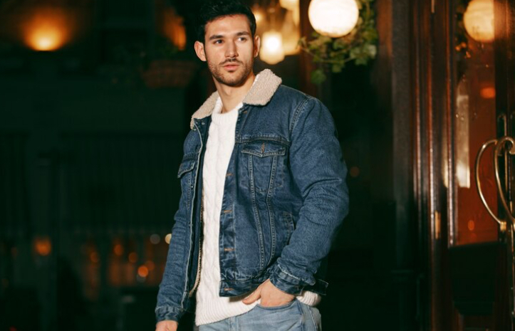 Jaket Denim vs Parka, Siapa yang Lebih Keren?