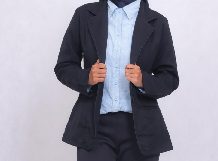 Cara Styling 1 Blazer Jadi 5 Look Berbeda 💫