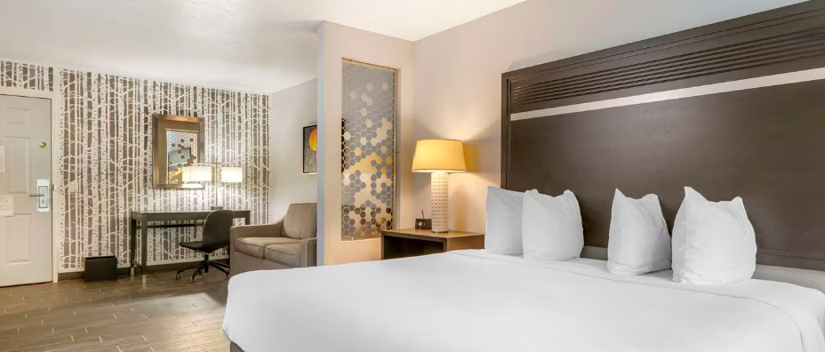 Best Western - Corvallis Rotation to Residency hotel near Good Samaritan Regional Medical Center in Corvallis, OR for doctor rotations and medical residency — photo 1 of 5