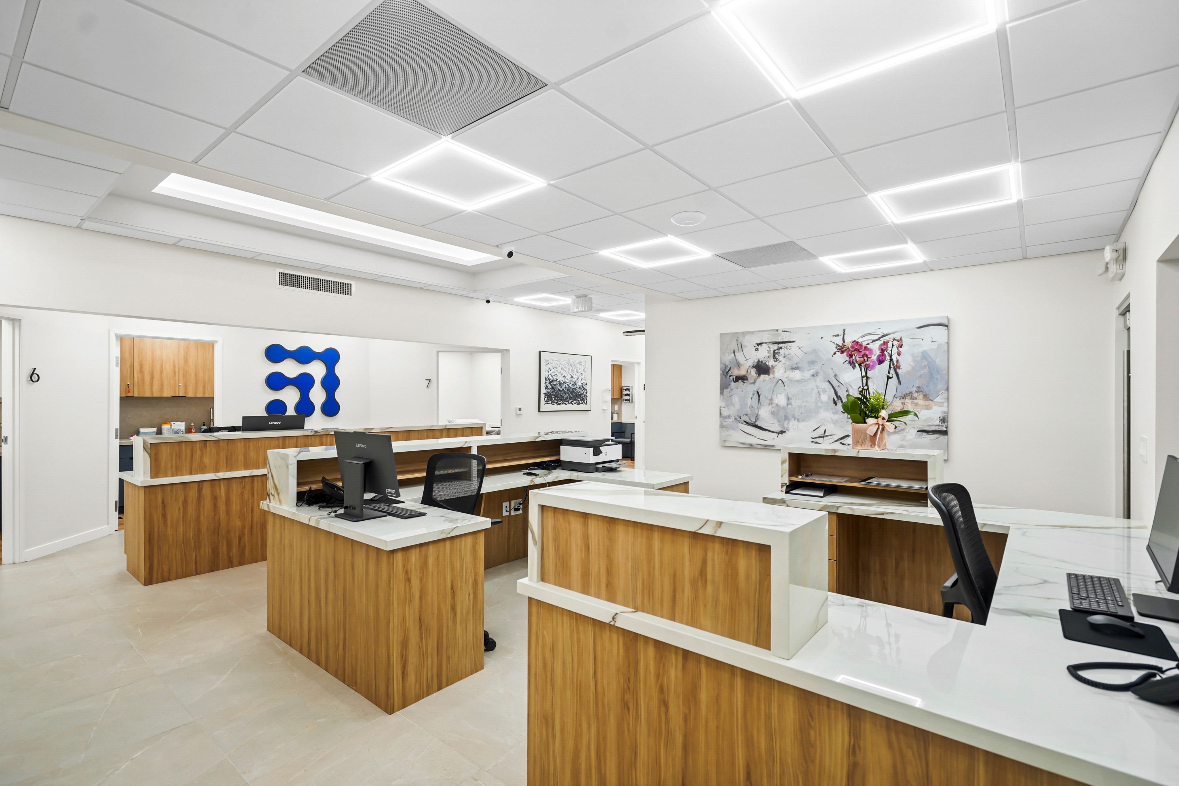 Mederi Glendale clinic interior