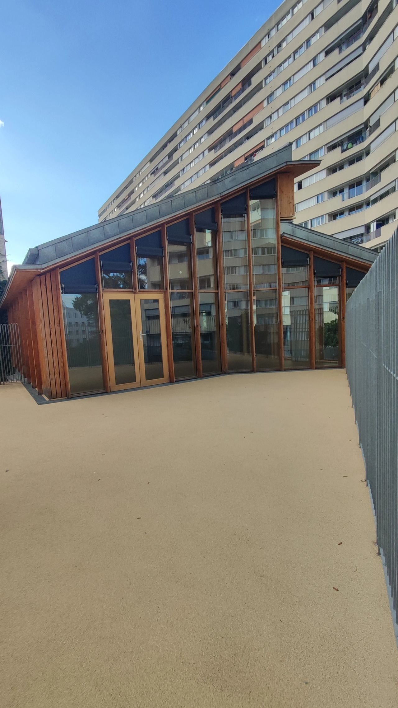 Crèche Paris Lefebvre