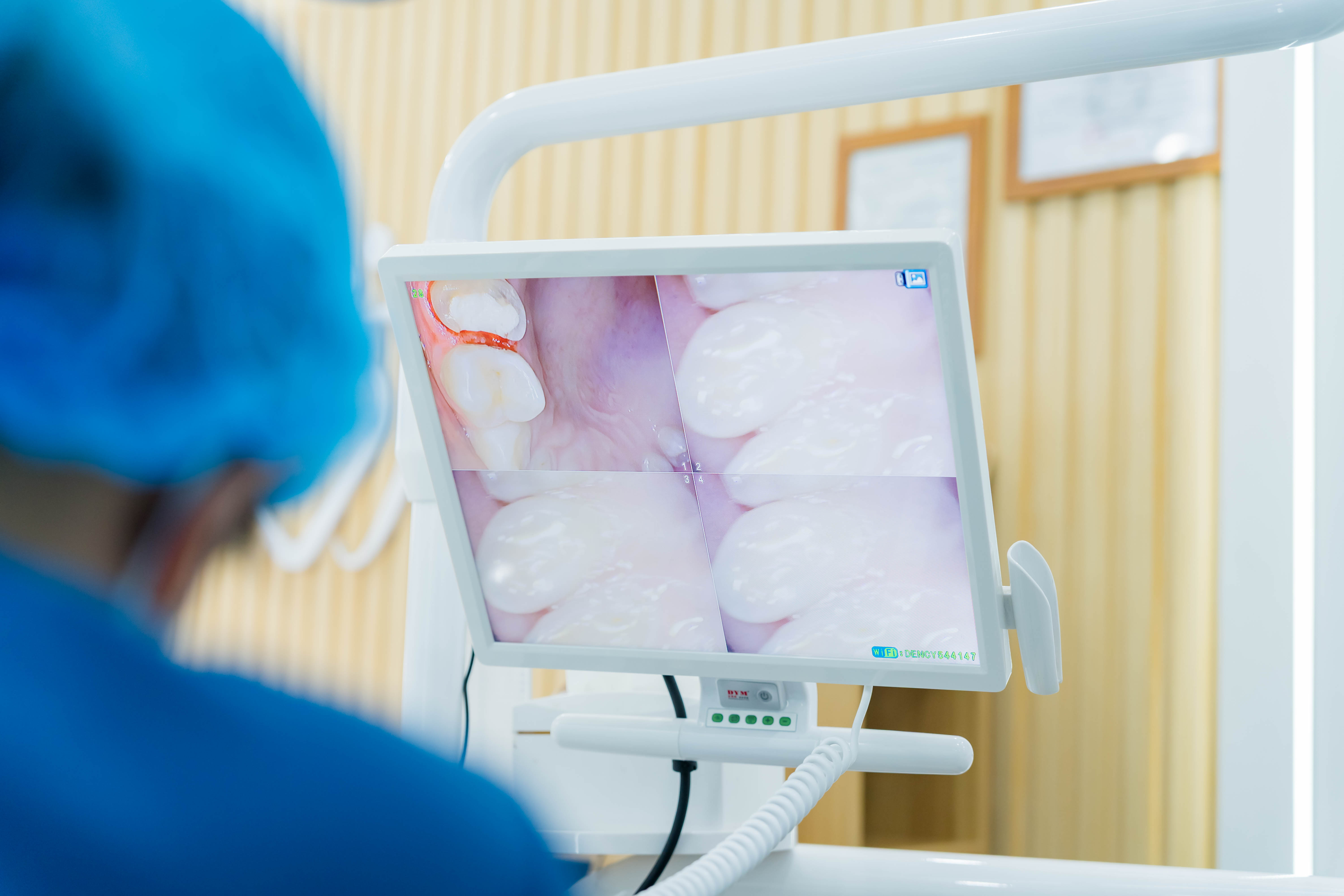 Thiết bị và công nghệ nha khoa