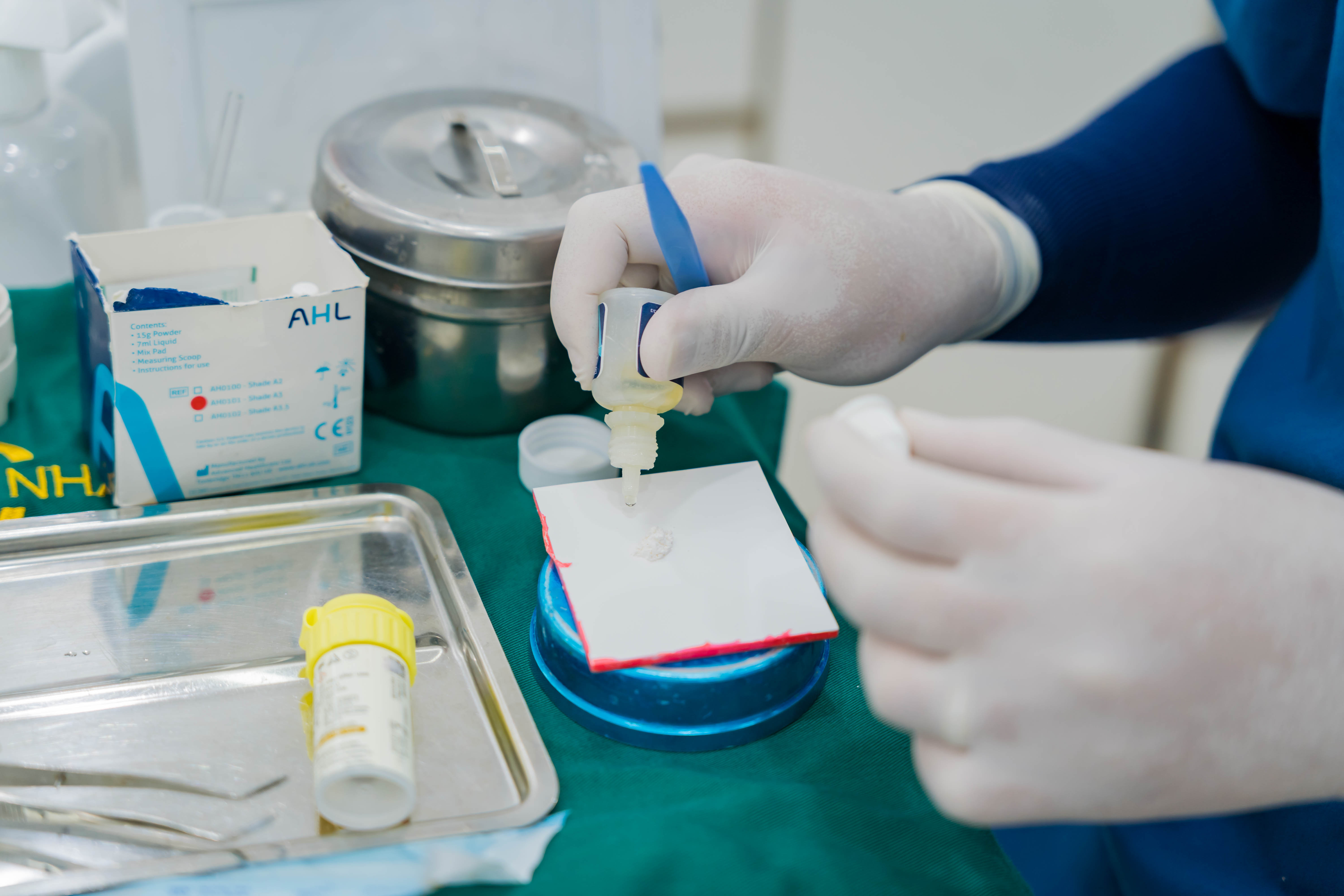 Trám răng thẩm mỹ tại Nha Khoa Mễ Trì