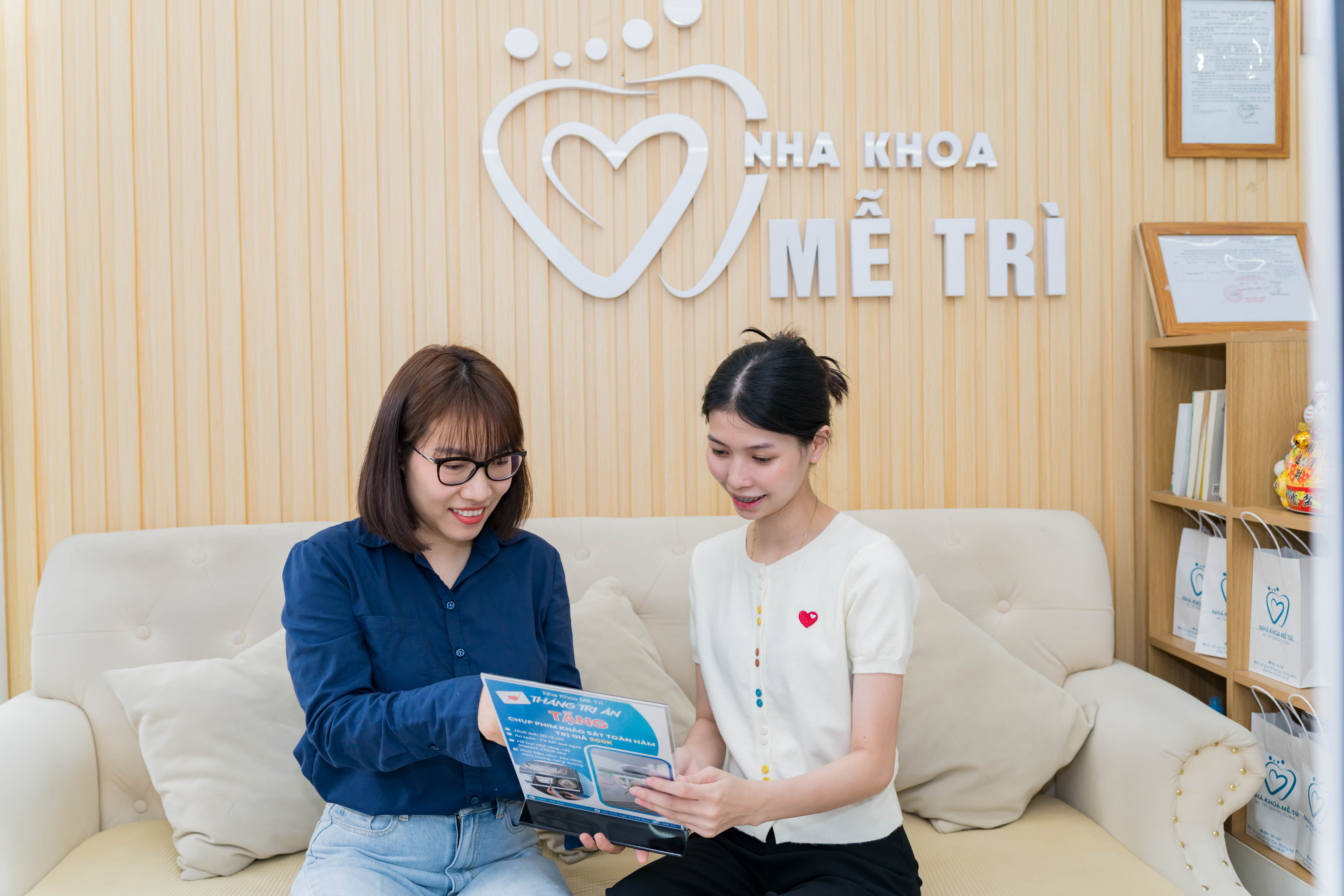 phòng khám nha khoa hiện đại - không gian tư vấn