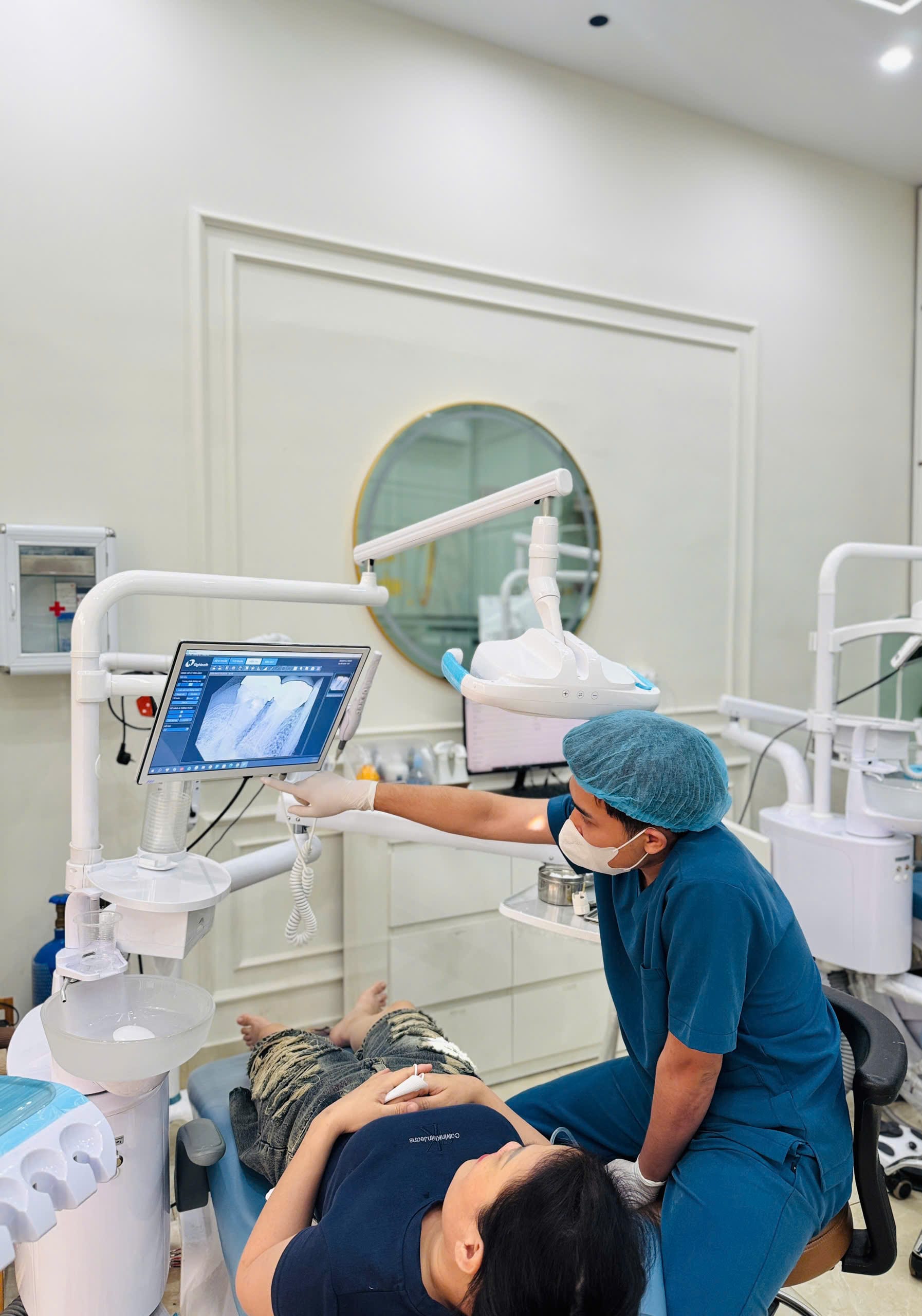 Trồng răng Implant