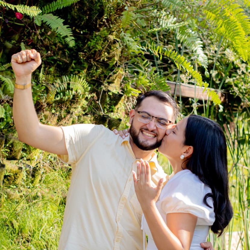 Bryan y Genesis