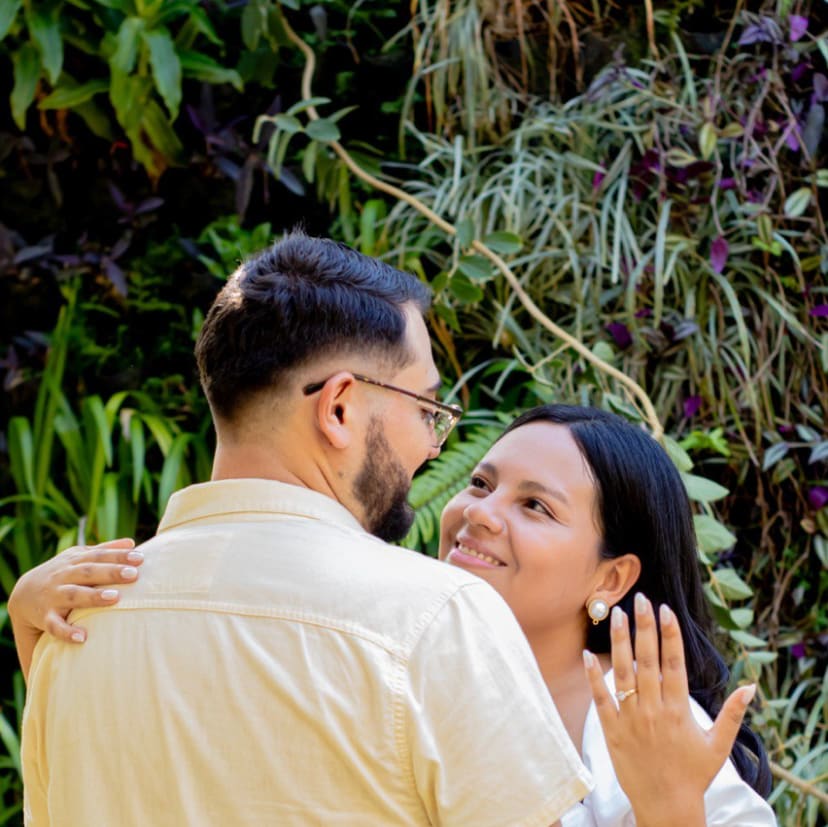 Bryan y Genesis