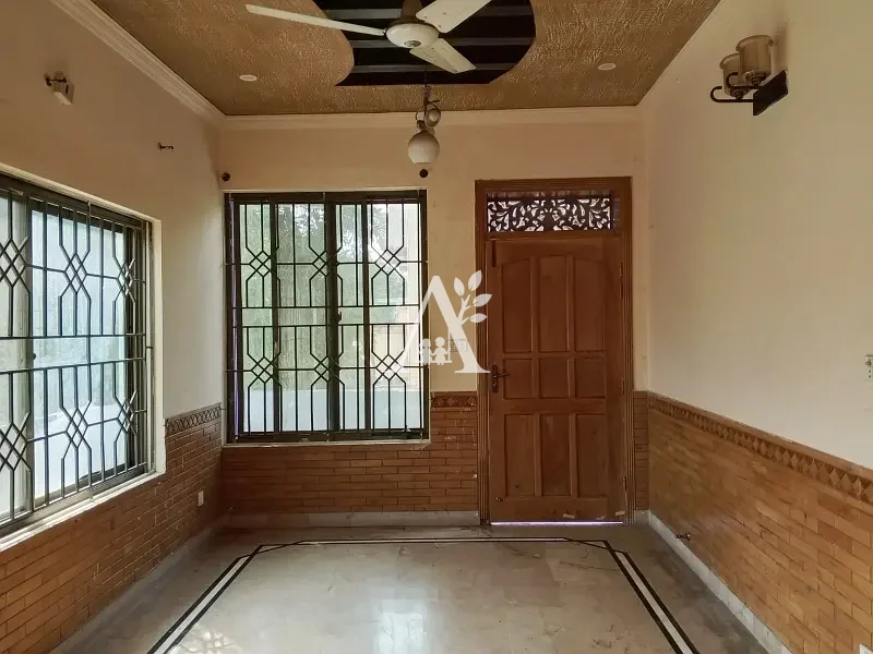 House for rent in G-11, Islamabad photo 2