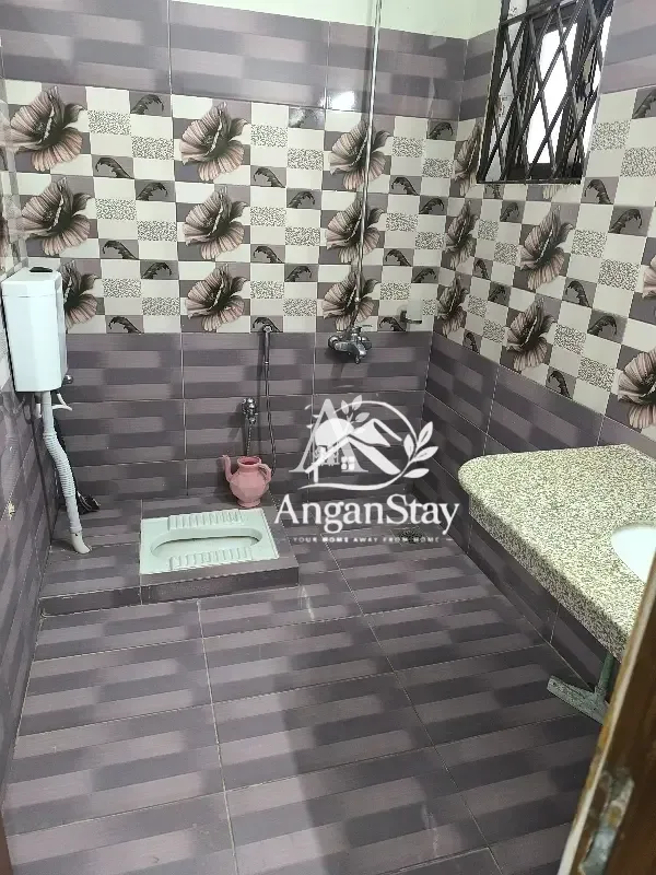 House for rent in G-10, Islamabad photo 5