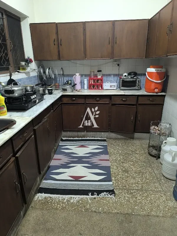 House for rent in G-10, Islamabad photo 2