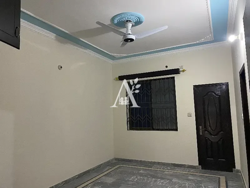 Upper portion house for rent in G-15/1, Islamabad photo 2