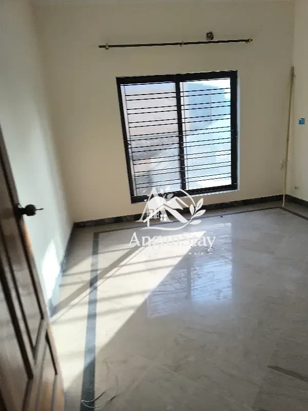 House for rent in F-11, Islamabad photo 5