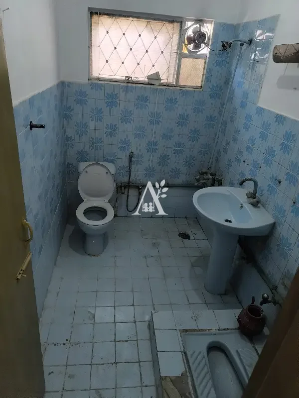 Upper portion house for rent in G-10, Islamabad photo 4