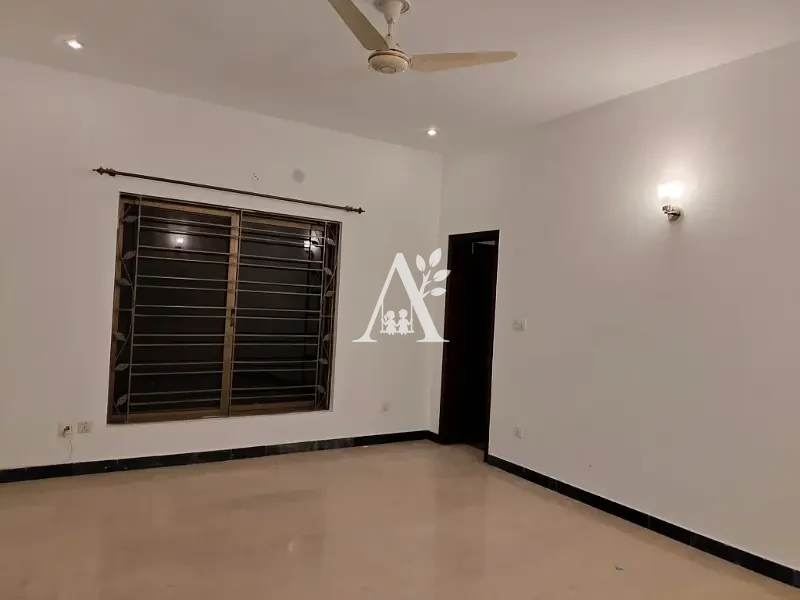 Upper portion house for rent in F-11, Islamabad