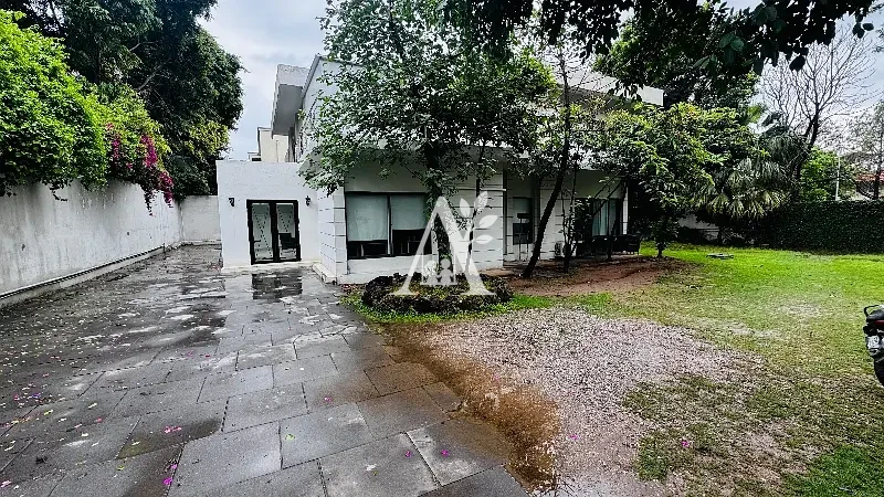 House for rent in F-8, Islamabad photo 2