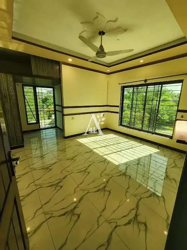 House for rent in G-10, Islamabad photo 5
