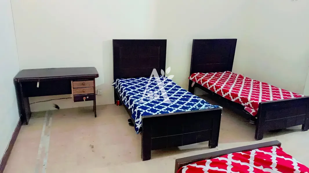 Boys hostel for rent in E-11/4, Islamabad photo 2