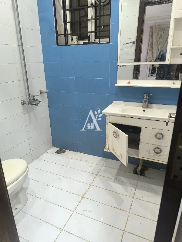 House for rent in G-10, Islamabad photo 3
