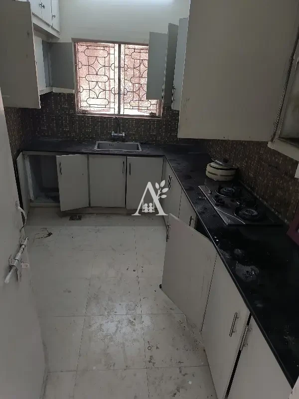 House for rent in G-10, Islamabad photo 2