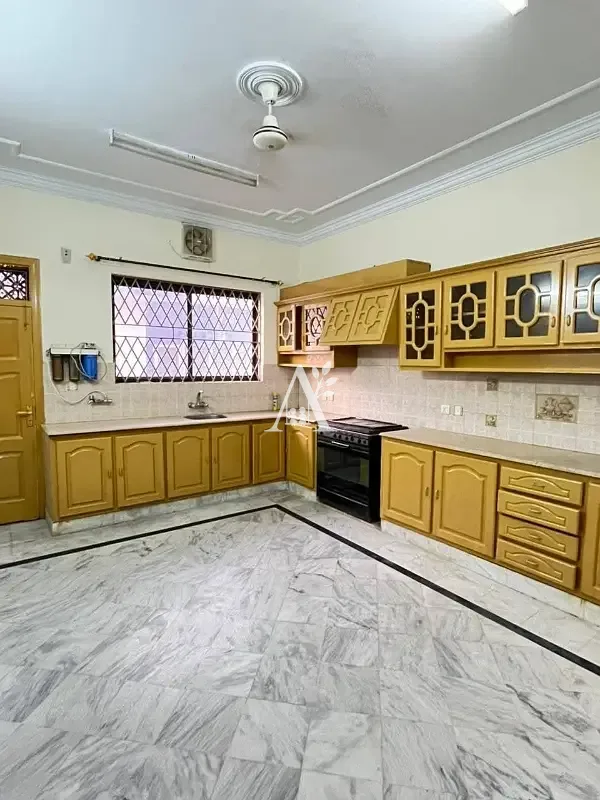 House for rent in F-11, Islamabad photo 5