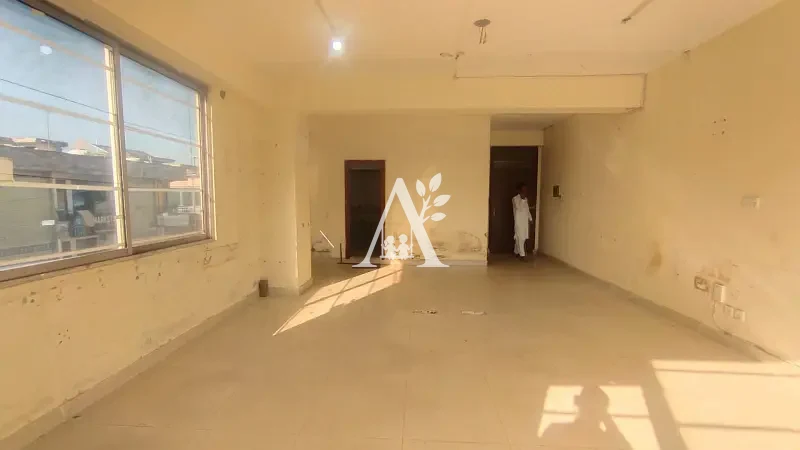 Office for rent in G-11, Islamabad photo 5