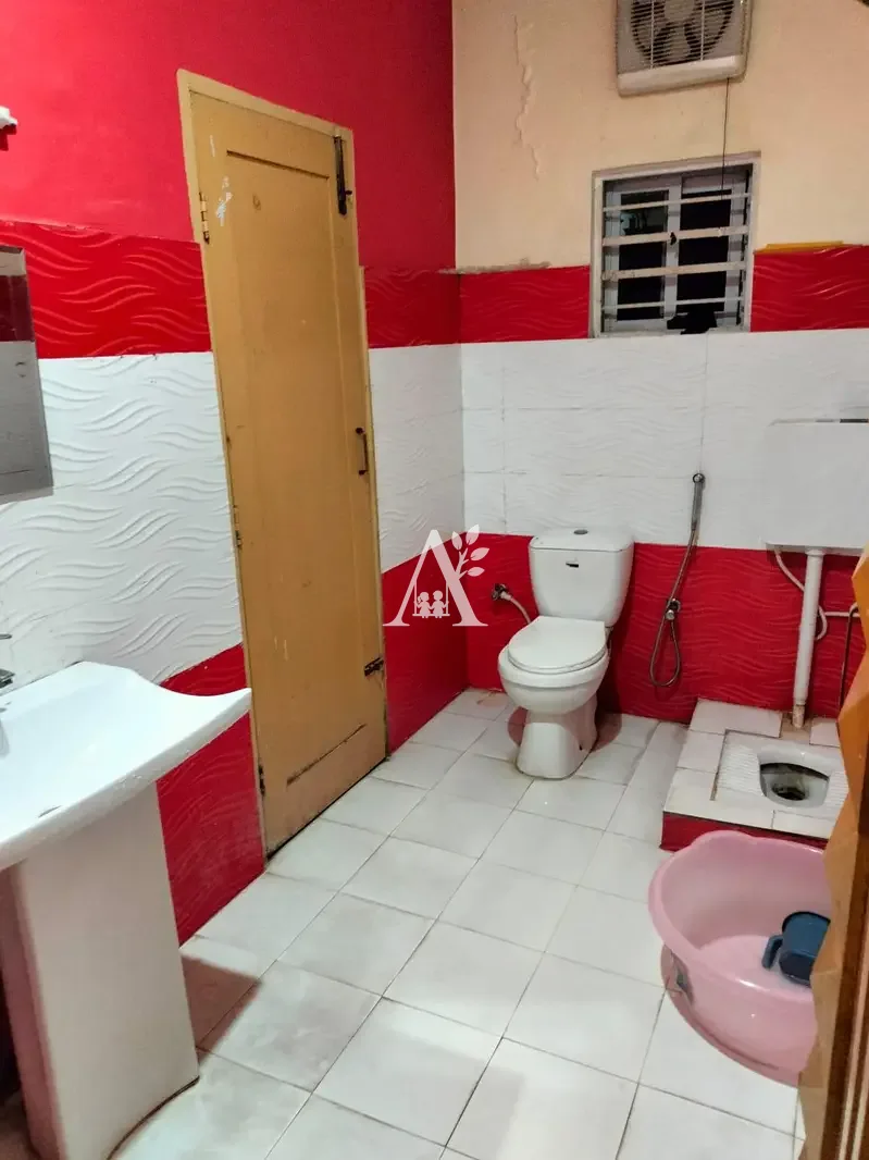 House for rent in G-13/1, Islamabad photo 3
