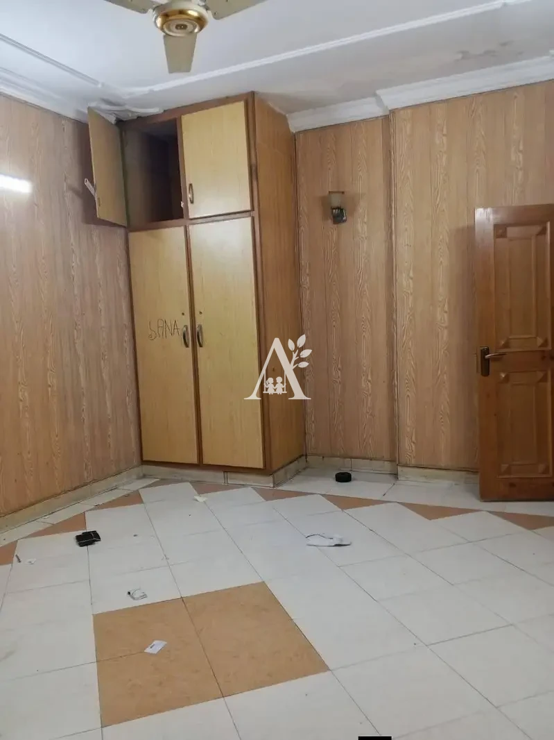 Ground portion house for rent in G-11/3, Islamabad photo 4