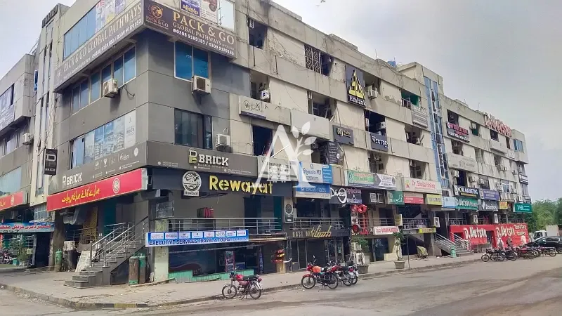 Office for rent in G-11, Islamabad photo 3